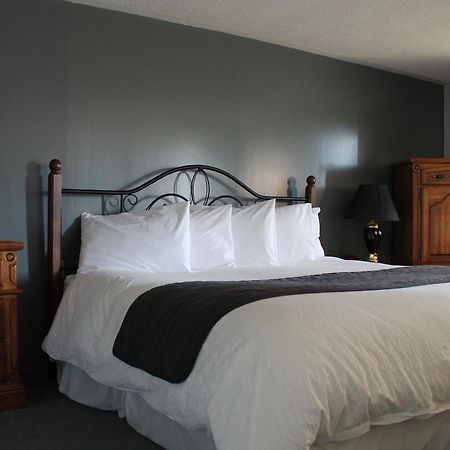 Voyageur Motel Yarmouth Esterno foto